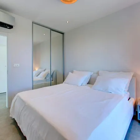 Sunrise Villa *